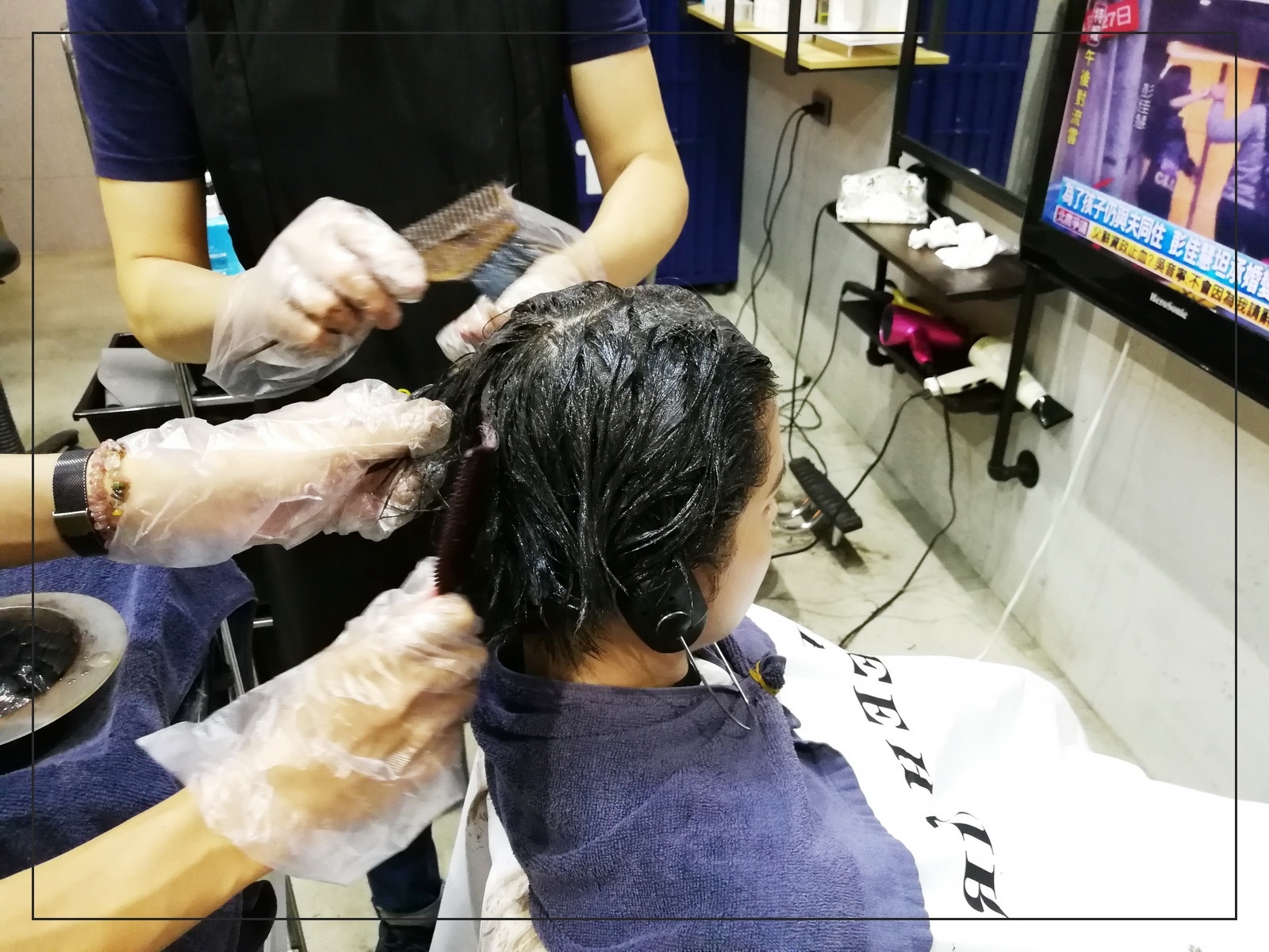 霧黑色 短髮