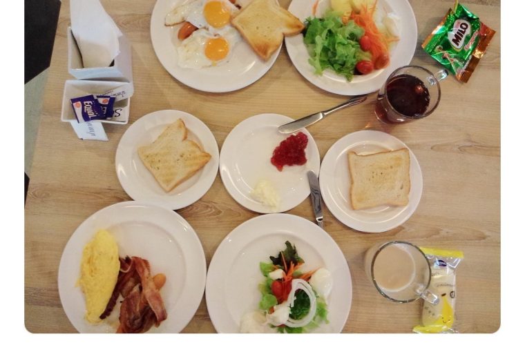 26 June 2015 曼谷day2 碼頭/河畔夜市♥吃吃美食~
