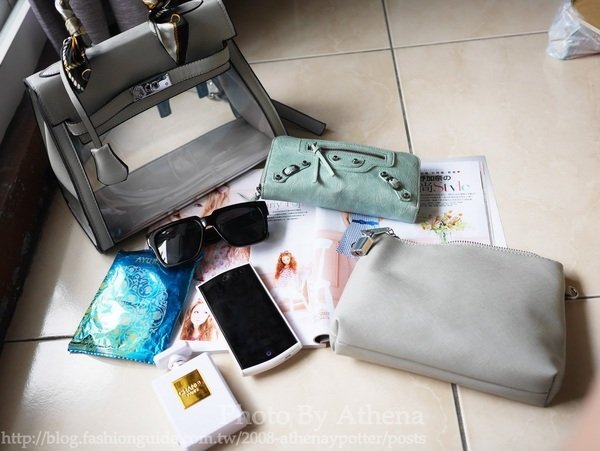 What's in my bag♥ 雅典娜包包內容物大公開