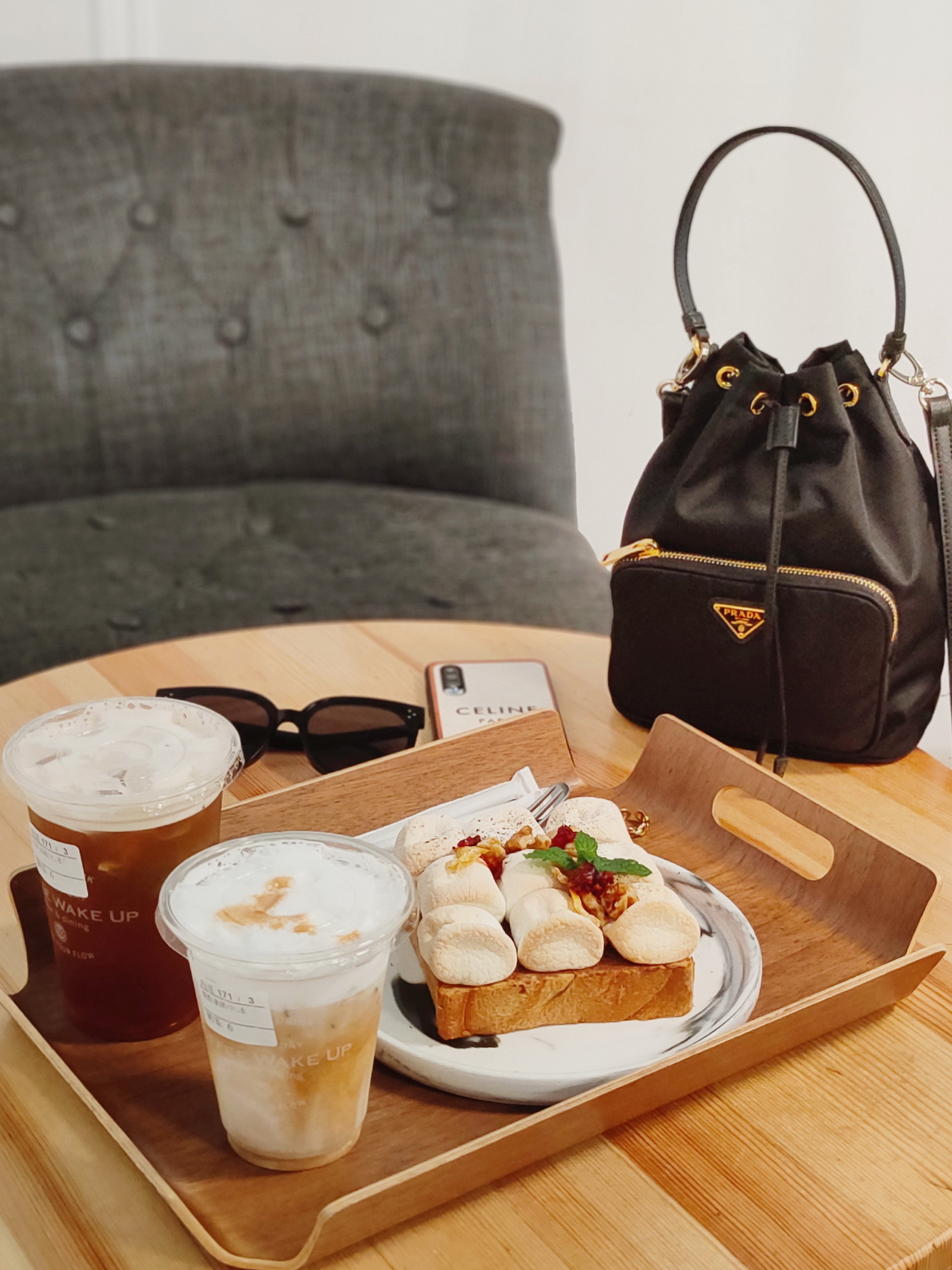 prada 水桶