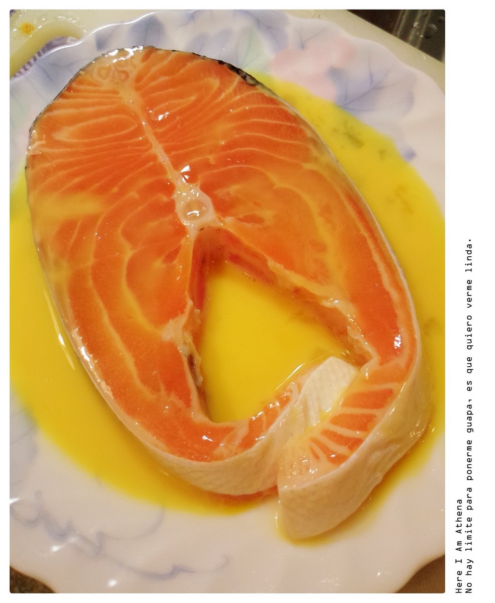 廚房新手也能成功煎魚。超簡單煎鮭魚方法分享