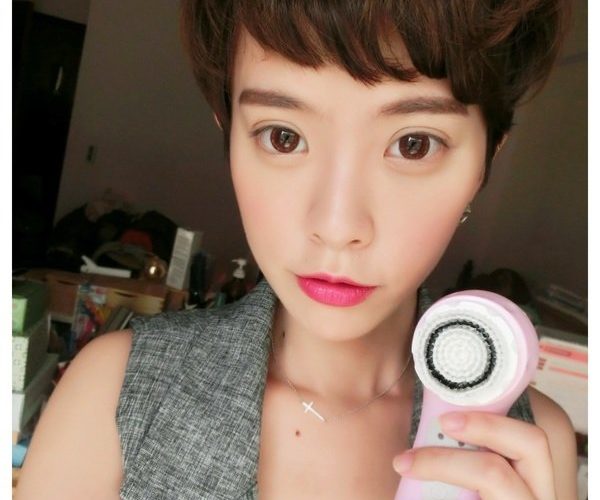 我愛上MiLLi♥ 每一天不能沒有它 Neogence霓淨思音波淨化潔膚儀miLLi 大推推))