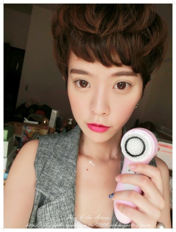 我愛上MiLLi♥ 每一天不能沒有它 Neogence霓淨思音波淨化潔膚儀miLLi 大推推))