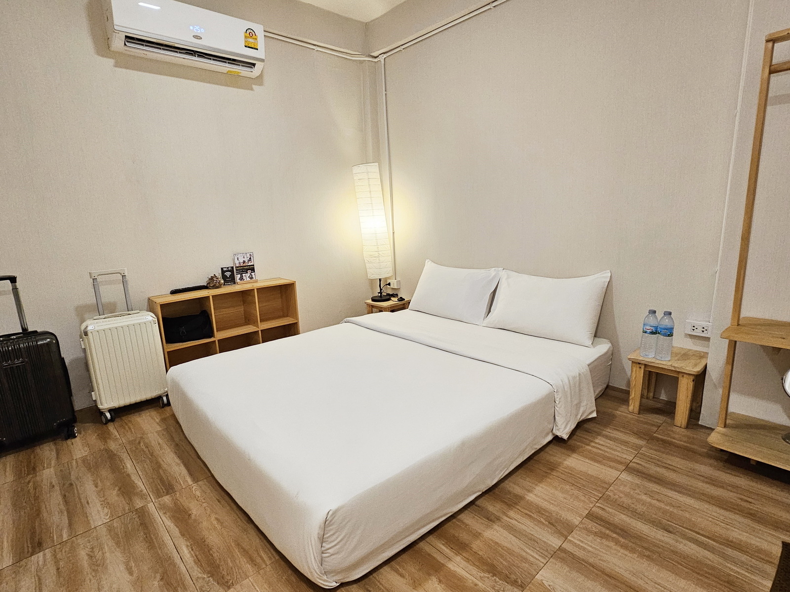 廊曼機場附近住宿