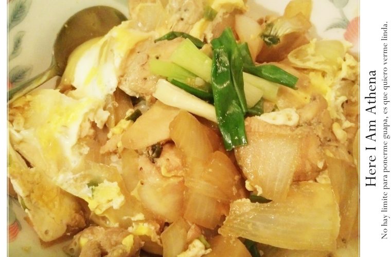 [食譜]第一次做親子丼飯就上手。無油低卡健康又好吃!!!